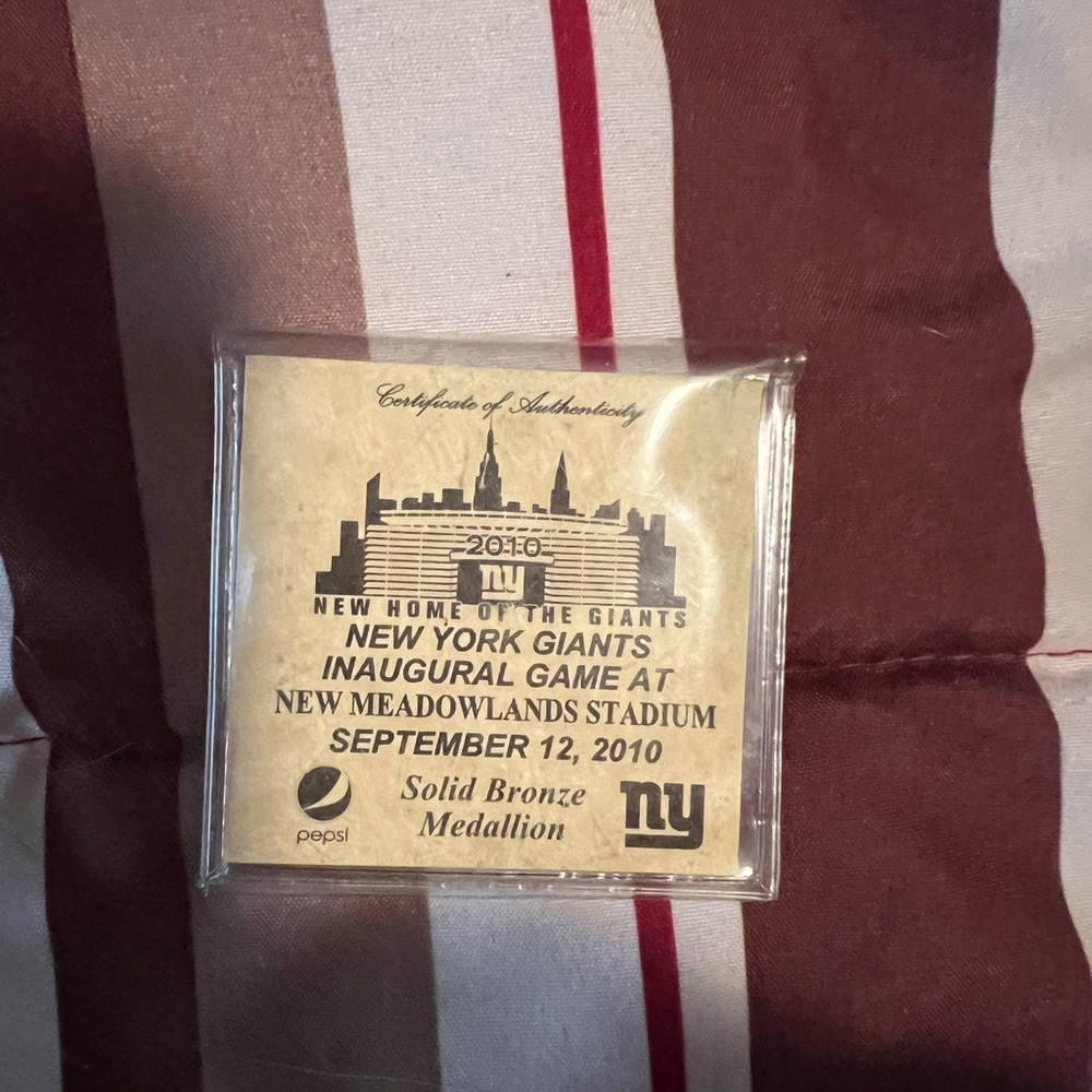 New York Giants Football Vintage Sports Coins rare.